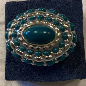 Size 8 Domed Banana Republic Dome ring Green